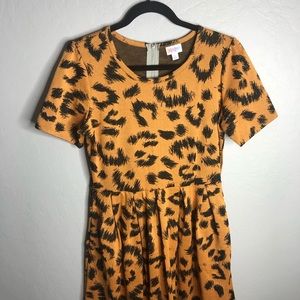 Lularoe-Cheetah Amelia Pocket Dress, Size L
